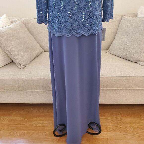 ALEX EVENINGS | 3/4 Sleeve Stretch Lace Bodice - Picture 6 of 14